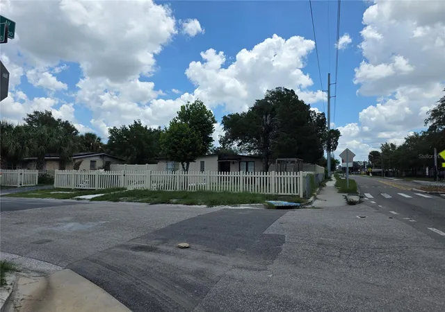 Photo 2 of Single family home for sale at 3001 N 45th Street, Tampa, FL 33605 | MLS# TB8532103 | Listing updated on 2026-08-25