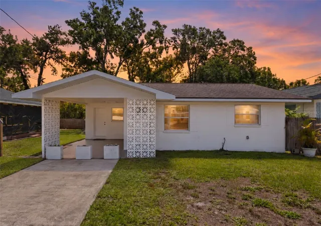 Photo 1 of Single family home for sale at 1781 Apache Trl, Clearwater, FL 33755 | MLS# TB8532107 | Listing updated on 2026-09-15