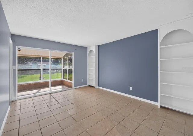 Photo 2 of Condo for sale at 586 Bahia Cir #B, Ocala, FL 34472 | MLS# OM729065 | Listing updated on 2026-09-21