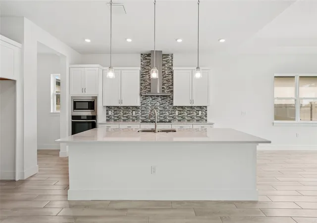 Photo 3 of Single family home for sale at 8234 Golden Beach Ct, Parrish, FL 34219 | MLS# TB8532111 | Listing updated on 2026-09-08