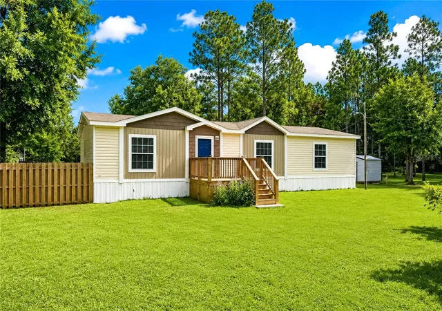 Photo 4 of Sale Pending at 13711 NE 8th Street, Williston, FL 32696 | MLS# OM729067 | Listing updated on 2026-09-21