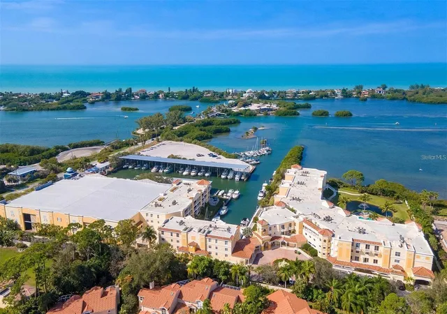 2nd image of 570 Blackburn Point Rd #36, Osprey, FL 34229 | MLS# A4700865