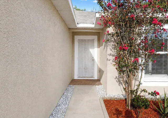 Photo 3 of Single family home for sale at 10001 Florence Ave N, Tampa, FL 33612 | MLS# TB8532122 | Listing updated on 2026-10-01