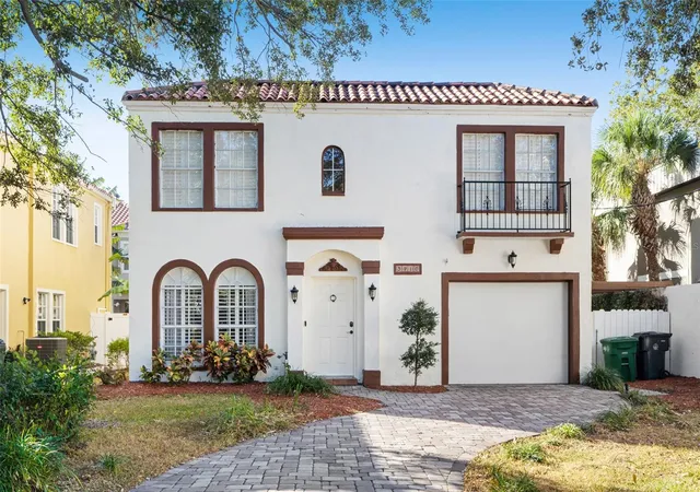 Photo 1 of Single family home for sale at 3710 W Leona St, Tampa, FL 33629 | MLS# TB8532124 | Listing updated on 2026-10-01
