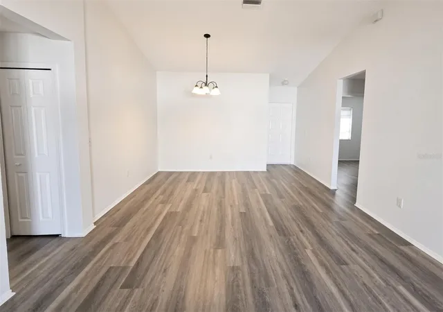 3rd image of 1410 Oakford Ct, Brandon, FL 33511 | MLS# TB8532127