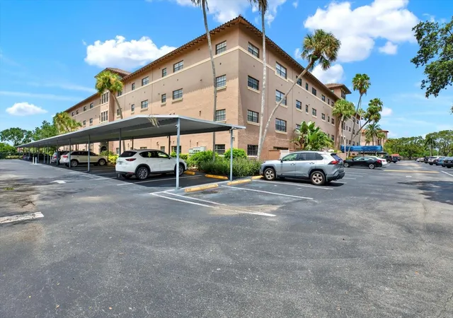 1st image of 6100 Gulfport Blvd S #111, Gulfport, FL 33707 | MLS# TB8532128