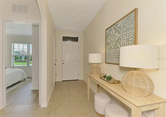 Photo 3 of Single family home for sale at 8905 Excelsior Loop, Venice, FL 34293 | MLS# N6145126 | Listing updated on 2026-09-02
