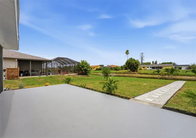 Photo 2 of Single family home for sale at 192 Annapolis Ln, Rotonda West, FL 33947 | MLS# A4700869 | Listing updated on 2026-08-06