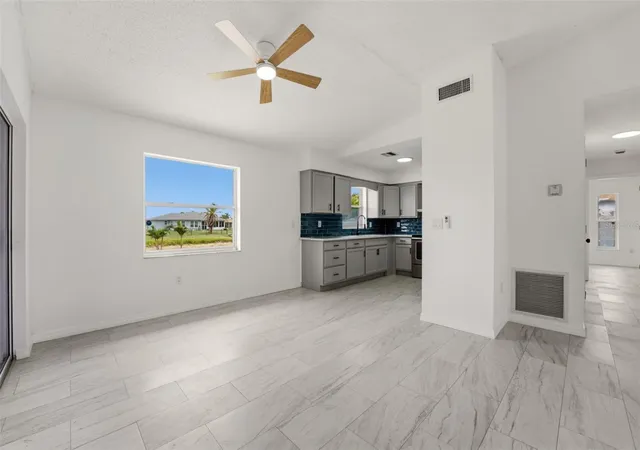 Photo 4 of Single family home for sale at 192 Annapolis Ln, Rotonda West, FL 33947 | MLS# A4700869 | Listing updated on 2026-09-22