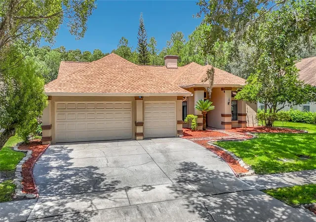Photo 3 of Single family home for sale at 16040 Penwood Dr, Tampa, FL 33647 | MLS# TB8532133 | Listing updated on 2026-09-05