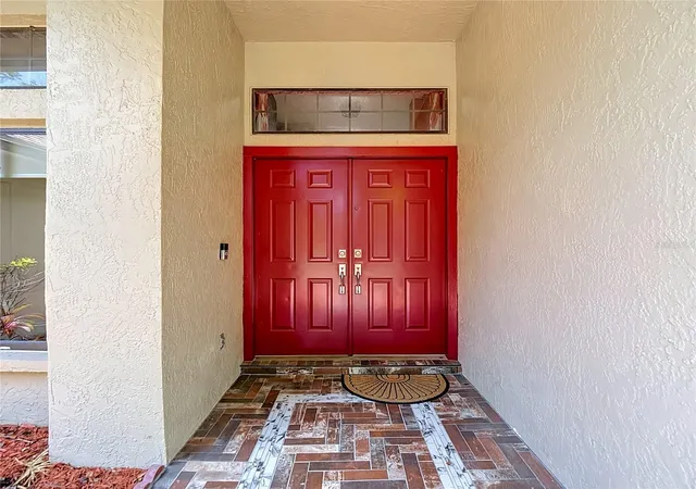 Photo 4 of Single family home for sale at 16040 Penwood Dr, Tampa, FL 33647 | MLS# TB8532133 | Listing updated on 2026-09-05