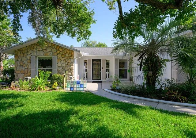 Photo 1 of Single family home for sale at 30 Fernham Ln, Palm Coast, FL 32137 | MLS# FC320159 | Listing updated on 2026-09-08