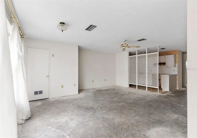 Photo 3 of Condo for sale at 5501 80th Street N #408, Saint Petersburg, FL 33709 | MLS# TB8532143 | Listing updated on 2026-09-22