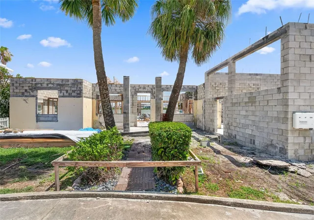 4th image of 246 Bayside Dr, Clearwater Beach, FL 33767 | MLS# TB8532145