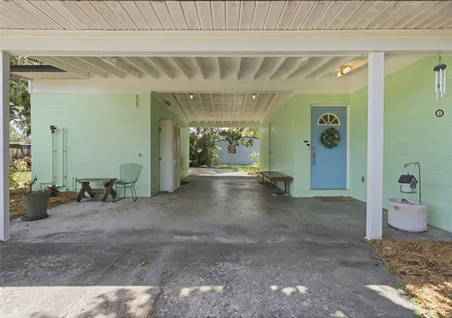 image of 609 W River Dr, Temple Terrace, FL 33617 | MLS# TB8532147