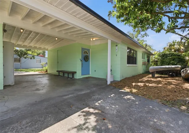 image of 609 W River Dr, Temple Terrace, FL 33617 | MLS# TB8532147