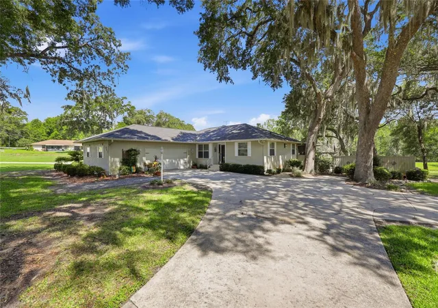 Photo 3 of Single family home for sale at 561 SE 28th Street, Melrose, FL 32666 | MLS# GC542185 | Listing updated on 2026-08-15