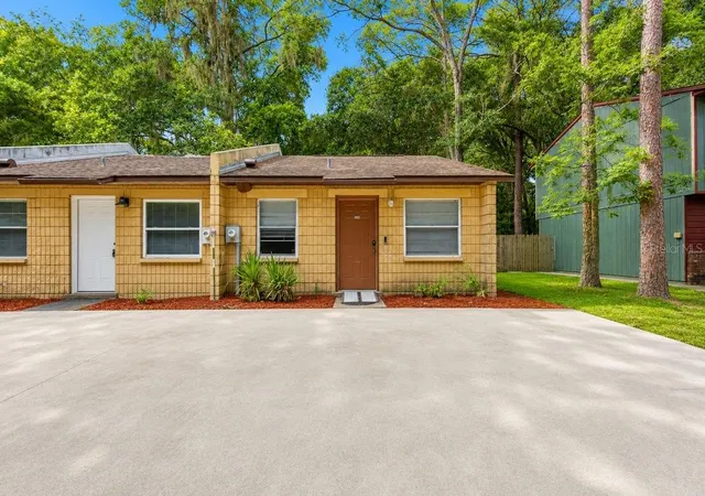 Photo 1 of Single family home for sale at 1812 Sw 70th Terrace, Gainesville, FL 32607 | MLS# GC542189 | Listing updated on 2026-09-05