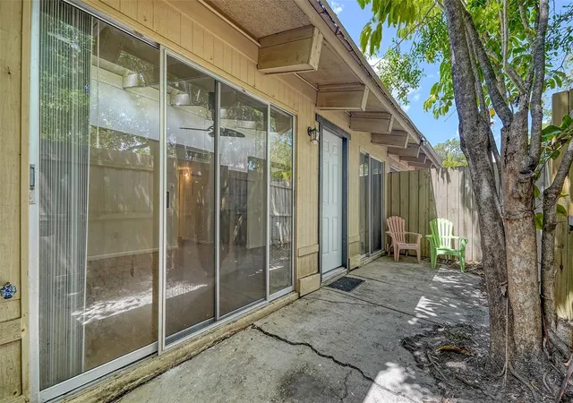 Photo 1 of Condo for sale at 500 N Jefferson Ave #B-5, Sarasota, FL 34237 | MLS# A4700881 | Listing updated on 2026-08-03