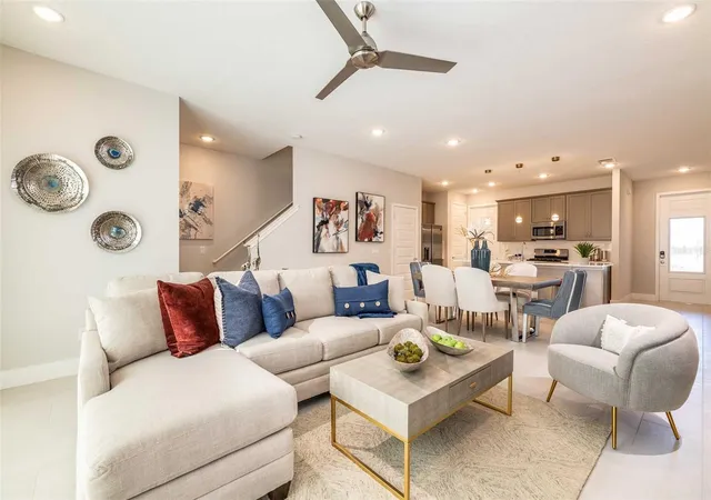 Photo 4 of Townhouse for sale at 7921 Spectrum Dr, Reunion, FL 34747 | MLS# O6427668 | Listing updated on 2026-07-25