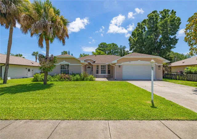 Photo 3 of Single family home for sale at 4585 Miles Dr, Port Orange, FL 32127 | MLS# O6427674 | Listing updated on 2026-10-08