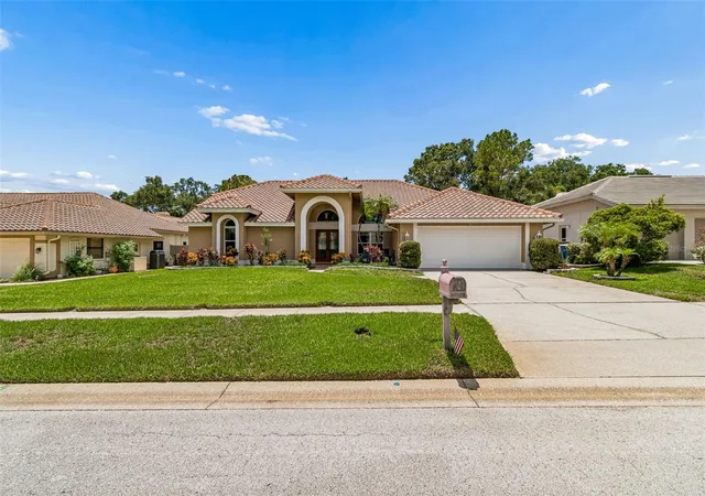 Single family home for sale at 2937 Hillcreek Cir S, CLEARWATER, FL 33759 | MLS# TB8532193