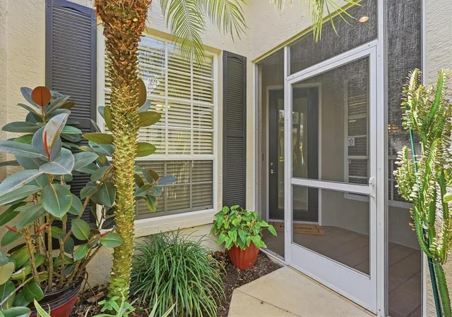 Photo 3 of Single family home for sale at 851 Tartan Dr #11, Venice, FL 34293 | MLS# N6145129 | Listing updated on 2026-10-06
