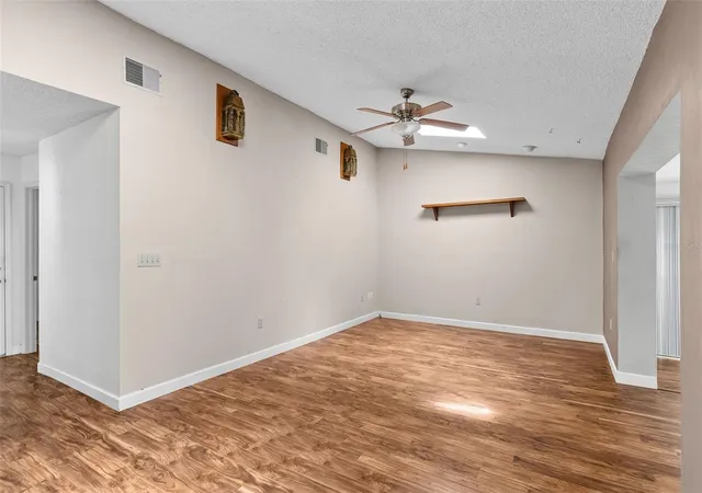 3rd image of 436 Manor Blvd, Palm Harbor, FL 34683 | MLS# TB8532205
