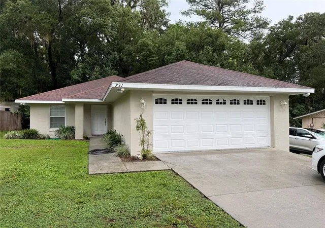 Photo 1 of Single family home for sale at 731 Se 30th Avenue, Ocala, FL 34471 | MLS# OM729084 | Listing updated on 2026-07-28