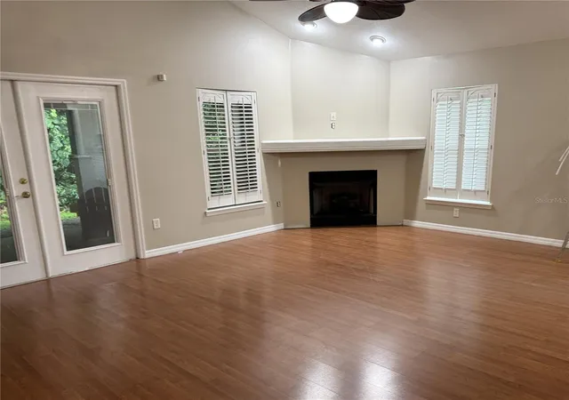 Photo 3 of Single family home for sale at 731 Se 30th Avenue, Ocala, FL 34471 | MLS# OM729084 | Listing updated on 2026-07-28