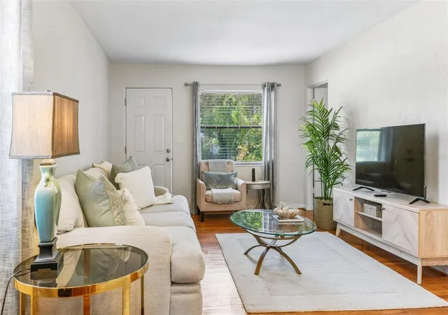 Photo 4 of Single family home for sale at 5762 2nd Avenue N, Saint Petersburg, FL 33710 | MLS# O6427710 | Listing updated on 2026-08-28