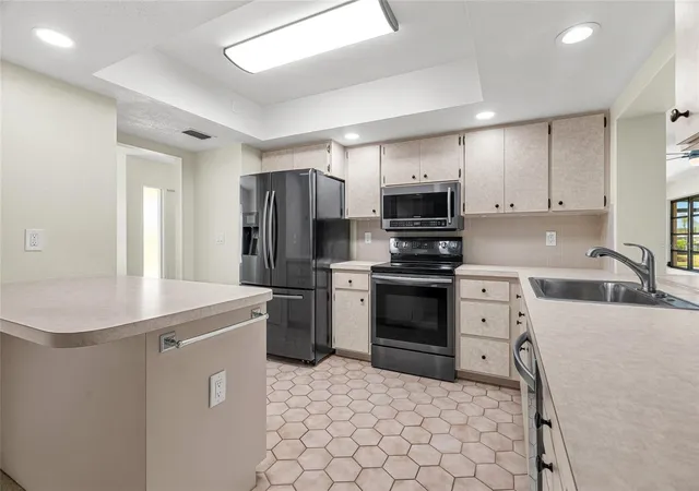 Photo 3 of Single family home for sale at 1123 Misti Ct, Venice, FL 34293 | MLS# A4700890 | Listing updated on 2026-08-28
