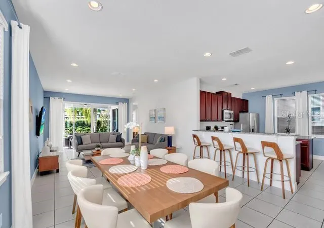 Photo 2 of Single family home for sale at 200 Pendant Ct, Kissimmee, FL 34747 | MLS# O6427714 | Listing updated on 2026-09-26