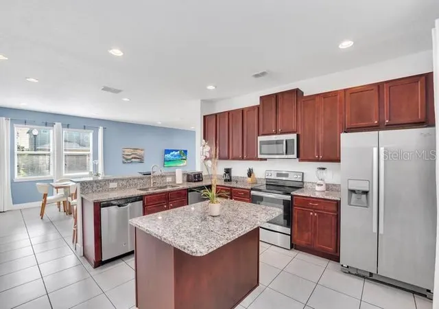 Photo 3 of Single family home for sale at 200 Pendant Ct, Kissimmee, FL 34747 | MLS# O6427714 | Listing updated on 2026-09-26