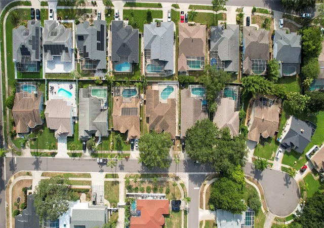52nd image of 1690 Winners Cir, Tarpon Springs, FL 34689 | MLS# TB8532230