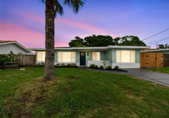 1st image of 403 Driftwood Dr W, Palm Harbor, FL 34683 | MLS# TB8532242