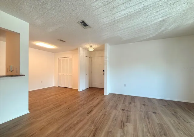 5th image of 3705 Sw 27Th St #1225, Gainesville, FL 32608 | MLS# O6427727