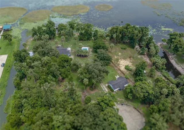 Photo 3 of Single family home for sale at 2901 Kayworth Rd, Lake Wales, FL 33898 | MLS# K4903662 | Listing updated on 2026-09-22