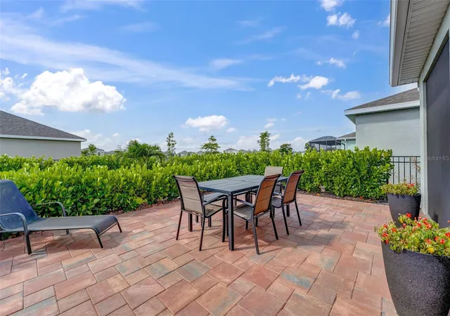 Photo 3 of Single family home for sale at 16711 Elkhorn Coral Dr, North Fort Myers, FL 33903 | MLS# N6145137 | Listing updated on 2026-07-26