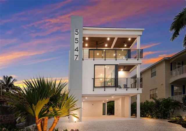 3rd image of 5547 Avenida Del Mare, Sarasota, FL 34242 | MLS# A4700901