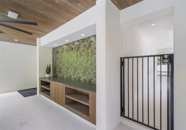 48th image of 5547 Avenida Del Mare, Sarasota, FL 34242 | MLS# A4700901