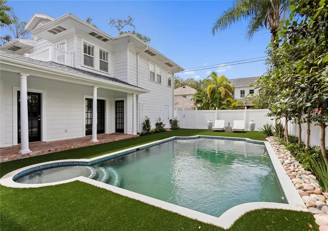 Photo 2 of Single family home for sale at 2523 W Sunset Dr, Tampa, FL 33629 | MLS# TB8532258 | Listing updated on 2026-09-01