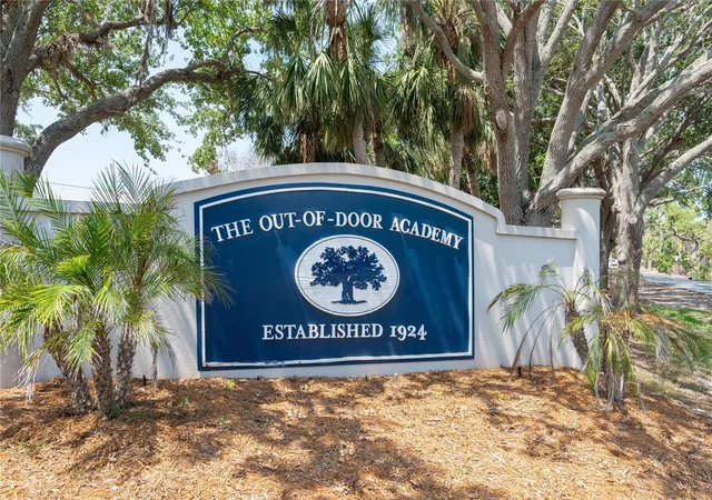 Photo 54 of Single family home for sale at 4114 Roberts Point Cir, Sarasota, FL 34242 | MLS# A4700902 | Listing updated on 2026-08-03