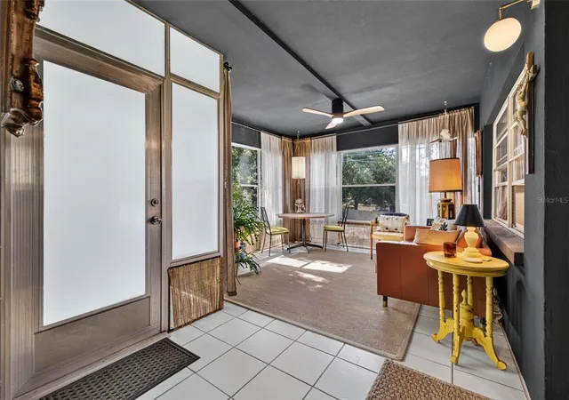Listing Photo 4 - Condo for sale in building located at 4819 8Th Ave N, St. Petersburg, FL 33713 - Unit #201