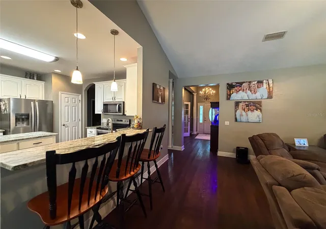 4th image of 20942 Nw 200Th Ave, High Springs, FL 32643 | MLS# GC542194