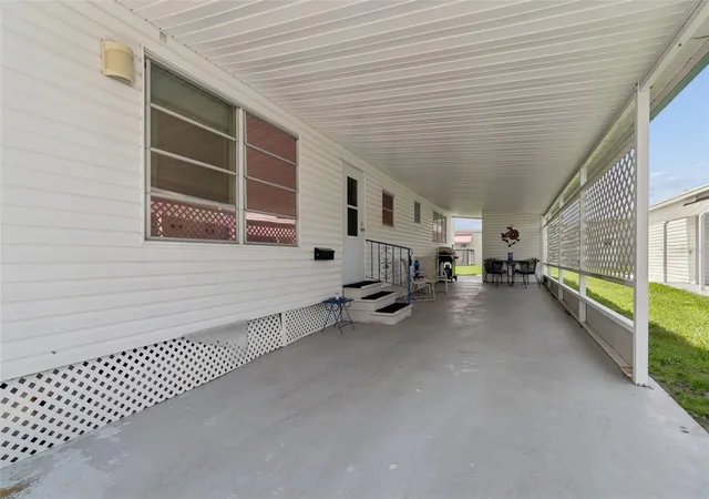 Photo 4 of Manufactured home for sale at 18675 US Hwy 19 N #116, Clearwater, FL 33764 | MLS# TB8532268 | Listing updated on 2026-07-29