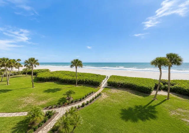 Photo 2 of Condo for sale at 2675 Gulf Of Mexico Dr #203, Longboat Key, FL 34228 | MLS# A4700908 | Listing updated on 2026-10-05