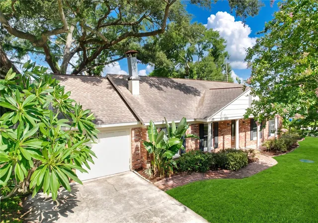 Photo 2 of Single family home for sale at 3604 Marco Dr, Tampa, FL 33614 | MLS# TB8532273 | Listing updated on 2026-10-03
