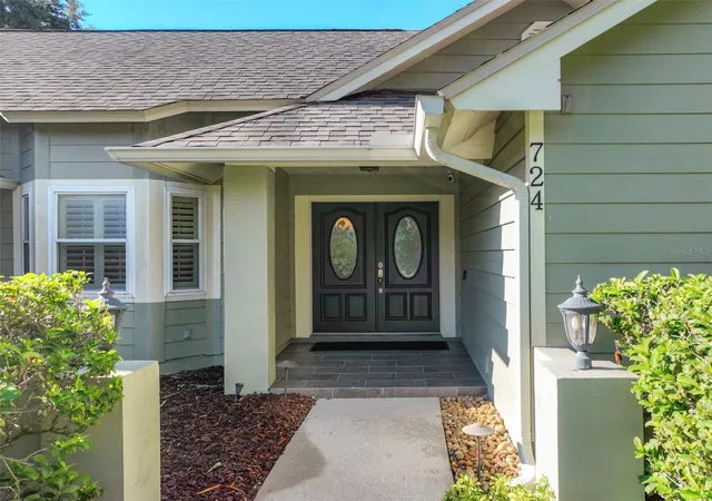 Photo 4 of Single family home for sale at 724 Keeneland Pike, Lake Mary, FL 32746 | MLS# O6427761 | Listing updated on 2026-10-02