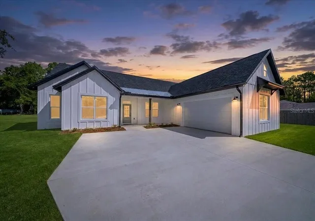Photo 2 of Single family home for sale at 13511 Sw 64th Street Rd, Ocala, FL 34481 | MLS# OM729099 | Listing updated on 2026-08-23
